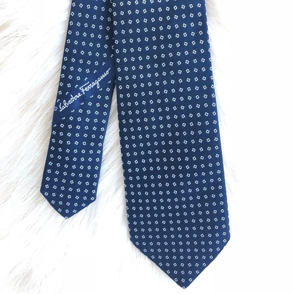Tie